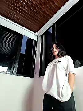 Sam Sara online show from 03.05.25