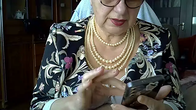 Snapshot of SweetCherry27 chatting on 03.12.25 SweetCherry27 online show from 03.12.25