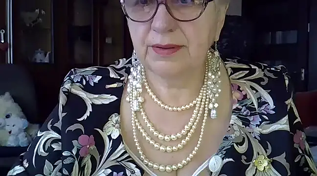 Snapshot of SweetCherry27 chatting on 03.16.25 SweetCherry27 online show from 03.16.25