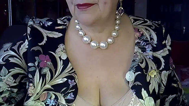 Snapshot of SweetCherry27 chatting on 03.19.25 SweetCherry27 online show from 03.19.25
