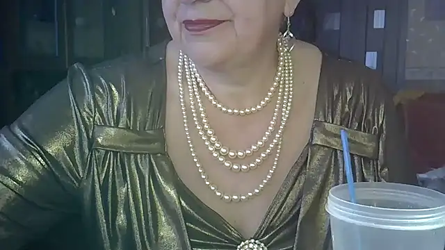 Snapshot of SweetCherry27 chatting on 03.23.25 SweetCherry27 online show from 03.23.25