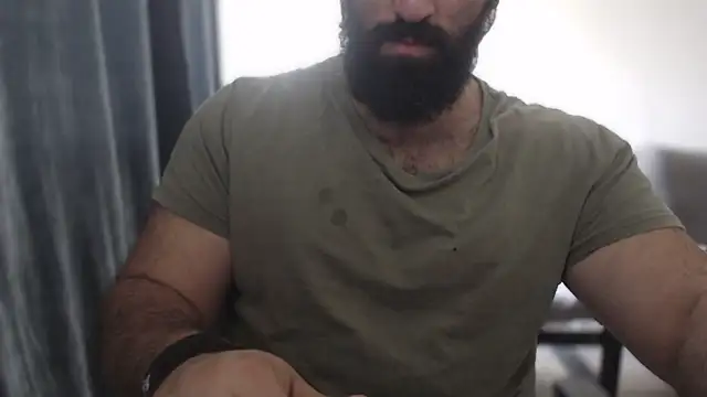 hugemachohandsome online show from 09.30.25