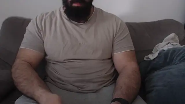 hugemachohandsome online show from 04.21.26