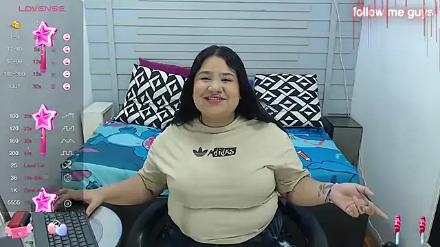 Snapshot of evelin_zaens chatting on 02.26.25 evelin zaens online show from 02.26.25