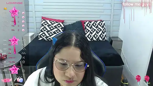 Snapshot of evelin_zaens chatting on 03.13.25 evelin zaens online show from 03.13.25