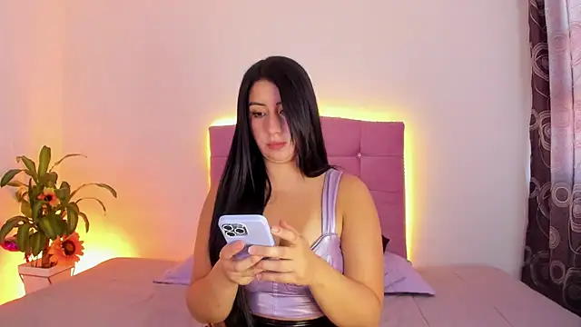 Snapshot of MarieLatex chatting on 03.21.25 MarieLatex online show from 03.21.25