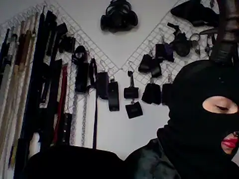 Snapshot of FeticheMacabre chatting on 12.23.24 FeticheMacabre online show from 12.23.24