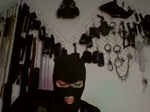 Snapshot of FeticheMacabre chatting on 01.26.25 FeticheMacabre online show from 01.26.25