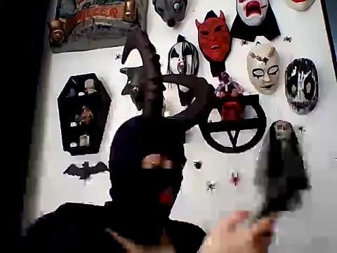 Snapshot of FeticheMacabre chatting on 09.14.25 FeticheMacabre online show from 09.14.25