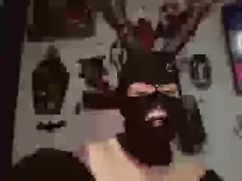 Snapshot of FeticheMacabre chatting on 10.19.25 FeticheMacabre online show from 10.19.25