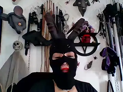 FeticheMacabre online show from 04.25.26