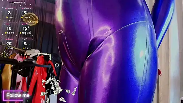 Snapshot of LatexDevil_Blondie chatting on 09.16.25 LatexDevil Blondie online show from 09.16.25