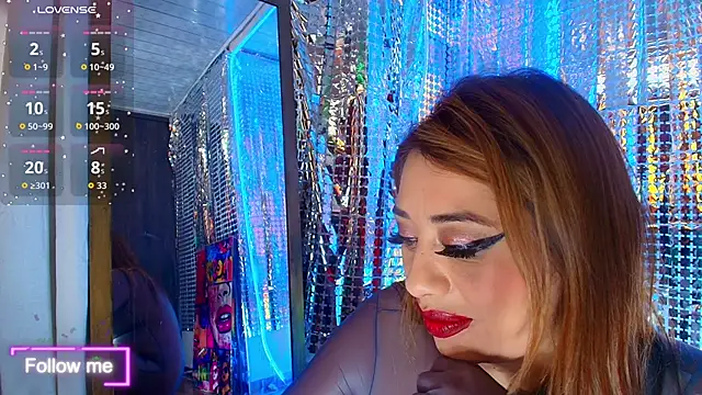 Snapshot of LatexDevil_Blondie chatting on 11.14.25 LatexDevil Blondie online show from 11.14.25