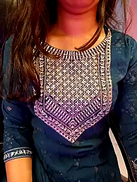 Snapshot of Aditi_1 chatting on 01.11.25 Aditi 1 online show from 01.11.25