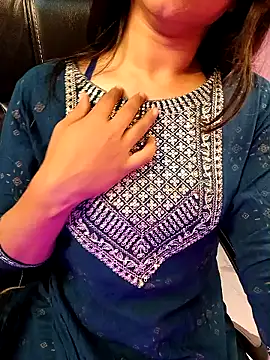 Snapshot of Aditi_1 chatting on 01.12.25 Aditi 1 online show from 01.12.25