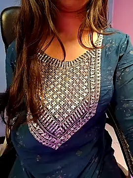 Snapshot of Aditi_1 chatting on 01.15.25 Aditi 1 online show from 01.15.25