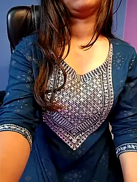 Snapshot of Aditi_1 chatting on 02.07.25 Aditi 1 online show from 02.07.25