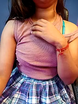 Snapshot of Aditi_1 chatting on 02.13.25 Aditi 1 online show from 02.13.25
