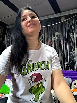 KikiXRed online show from 04.22.26