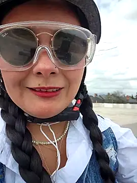 bellapaty online show from 04.29.26