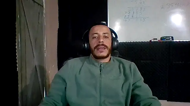 MachoScorpionCaralho online show from 04.24.26