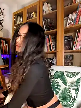 Snapshot of Naughty-Jessie chatting on 02.05.25 Naughty-Jessie online show from 02.05.25