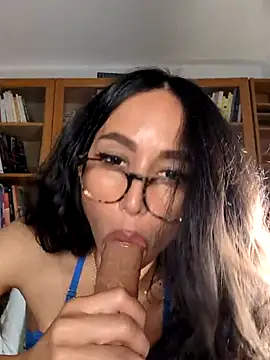 Snapshot of Naughty-Jessie chatting on 03.01.25 Naughty-Jessie online show from 03.01.25