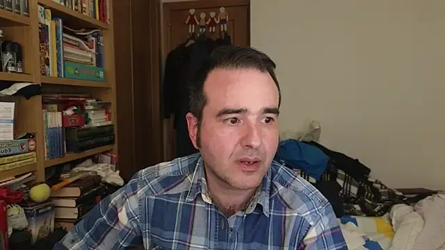 curiosillo83 online show from 04.20.26