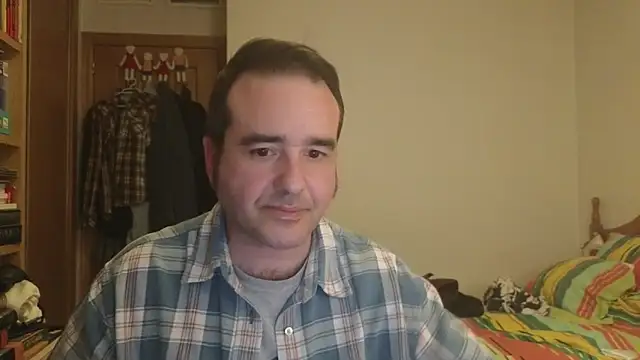Snapshot of curiosillo83 chatting on 05.12.26 curiosillo83 online show from 05.12.26