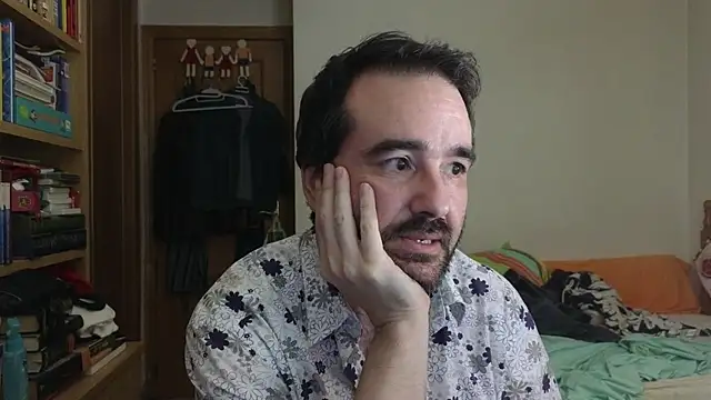 Snapshot of curiosillo83 chatting on 07.06.26 curiosillo83 online show from 07.06.26