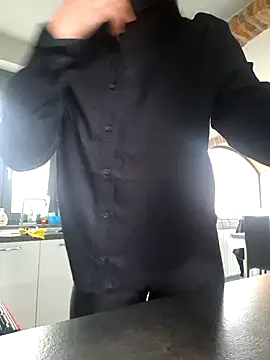 Snapshot of luxxe25 chatting on 01.15.26 luxxe25 online show from 01.15.26