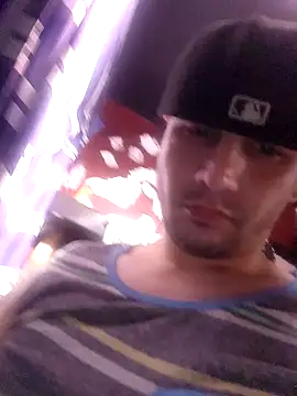 Baggin Straight Boys online show from 07.19.26