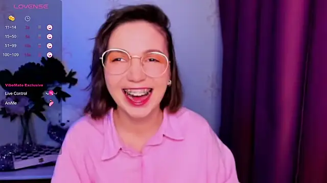 KindHazelHere  online show from 12.22.25