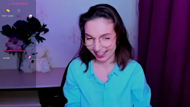 KindHazelHere  online show from 06.15.26