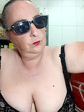 Snapshot of eroticjessitop chatting on 05.04.26 eroticjessitop online show from 05.04.26