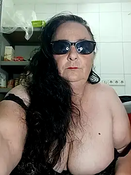 Snapshot of eroticjessitop chatting on 06.15.26 eroticjessitop online show from 06.15.26
