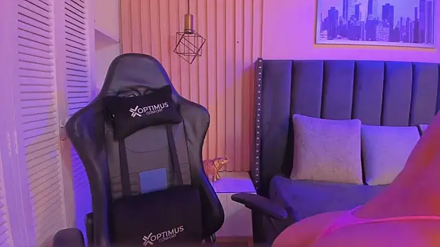 ashlye miller  online show from 03.21.25