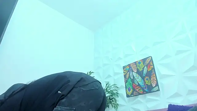 Hellen Sky online show from 02.22.25