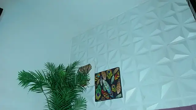 Hellen Sky online show from 11.28.25