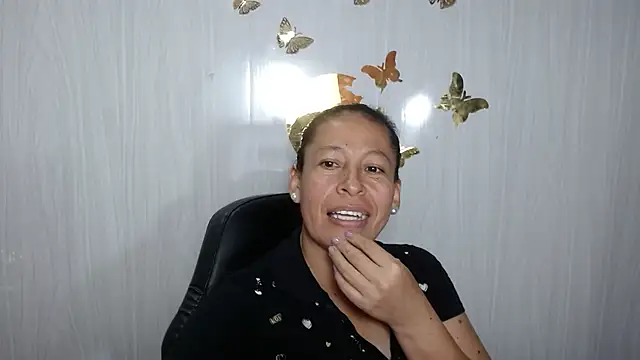 mature martina online show from 03.03.25