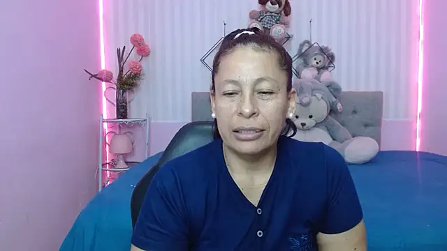 mature martina online show from 05.22.26
