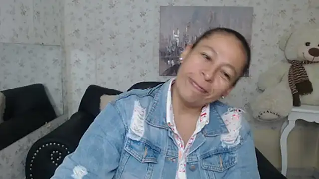 mature martina online show from 05.27.26