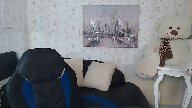 mature martina online show from 06.13.26