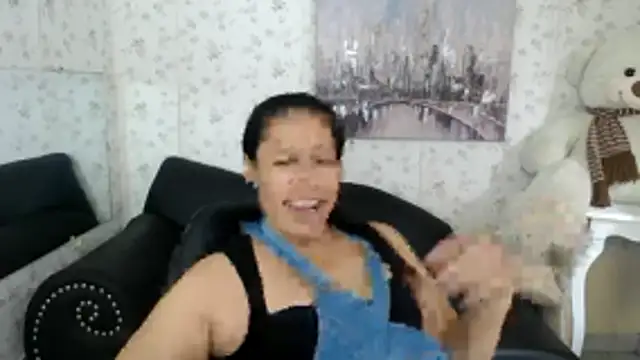 mature martina online show from 06.15.26