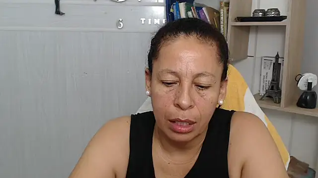 mature martina online show from 07.02.26