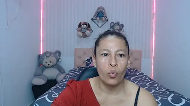 mature martina online show from 07.25.26
