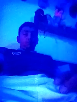 Snapshot of Theandy chatting on 04.03.26 Theandy online show from 04.03.26