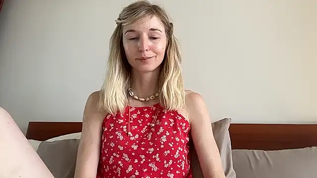 ivankai  online show from 12.20.25