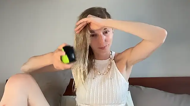 ivankai  online show from 03.02.26