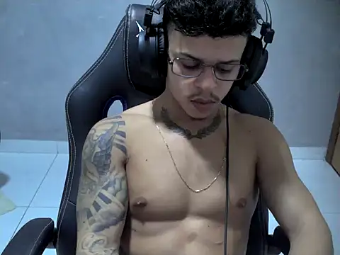 Gust027 online show from 04.15.26